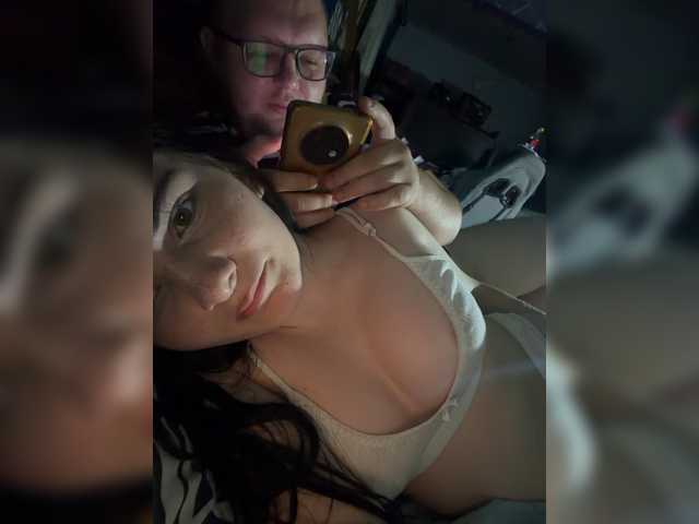 Fenychek live cam on BongaCams