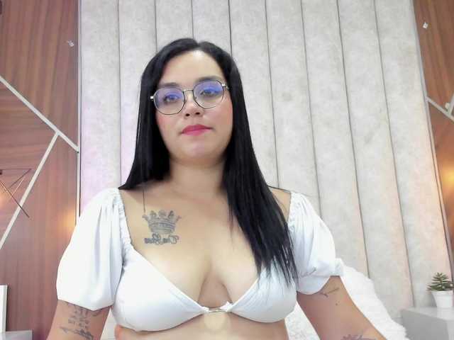 Sarah-Hill webcam