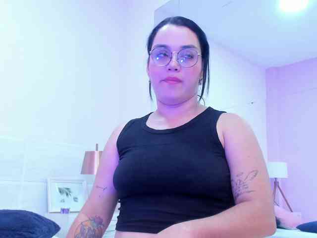 Sarah-Hill webcam
