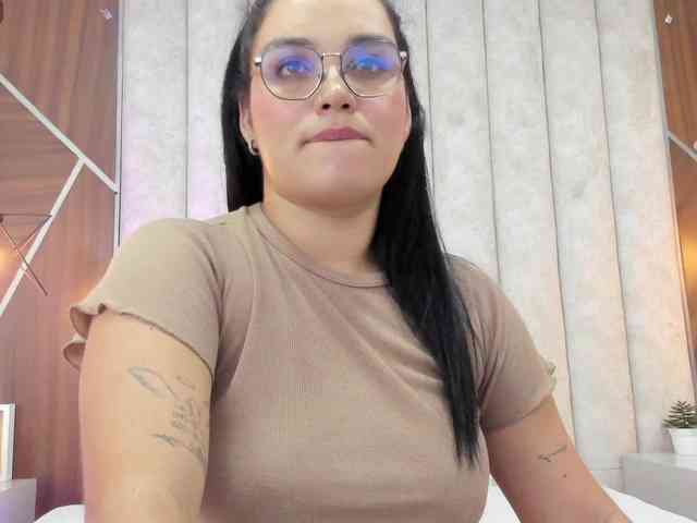 Sarah-Hill webcam