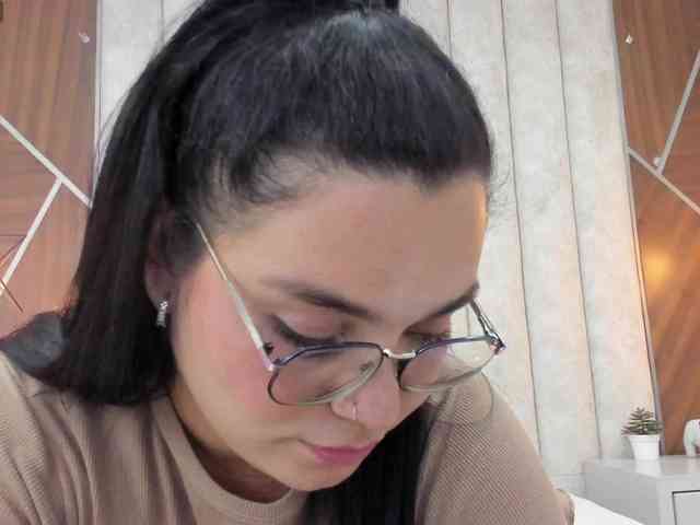 Sarah-Hill webcam