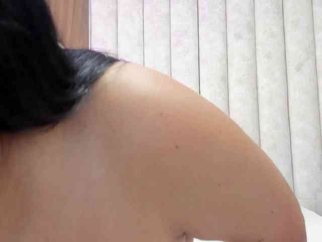 Modelo: Sarah-Hill