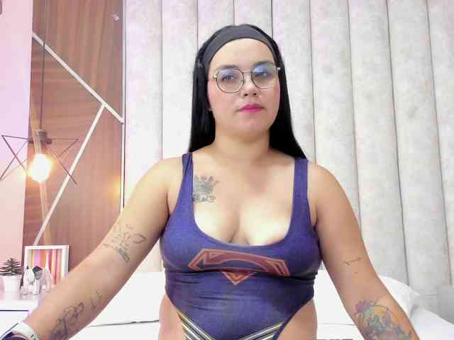 Sarah-Hill webcam
