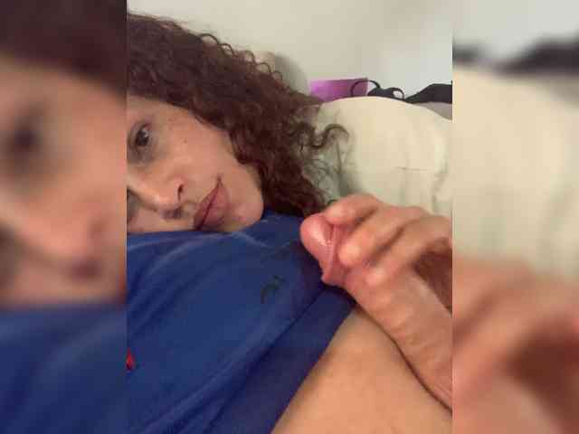 SACouple13 webcam