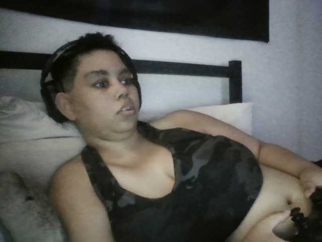 Gamergurl3000 live cam on BongaCams