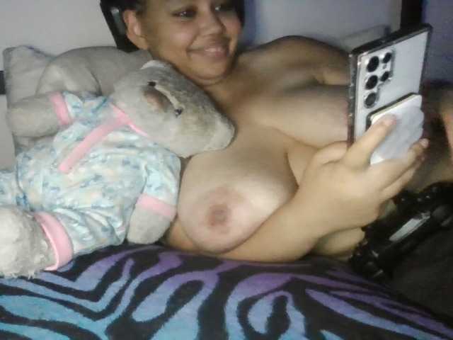 Gamergurl3000 — live female cam