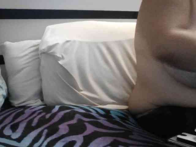 Gamergurl3000 webcam