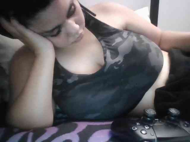 Gamergurl3000 webcam