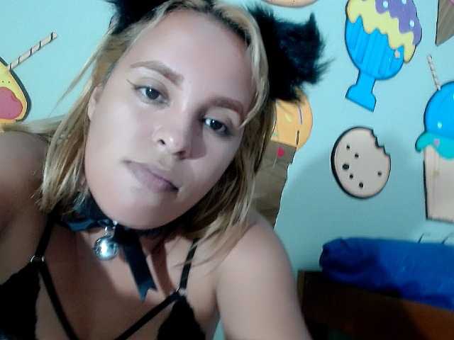 smallmerry21 live cam on BongaCams