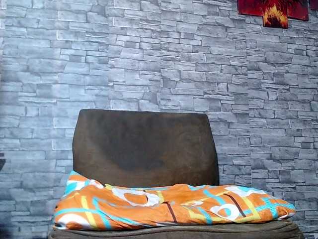 moiseshott live cam