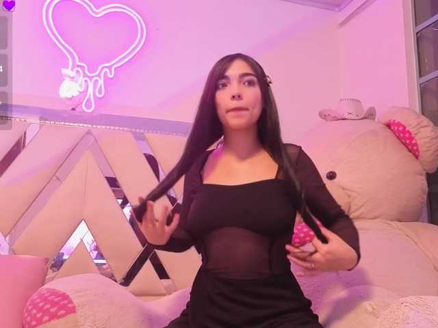 VALENBLOOM-TAY1 live cam on BongaCams