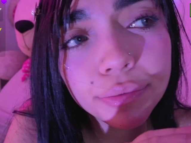VALENBLOOM-TAY1 live cam on BongaCams