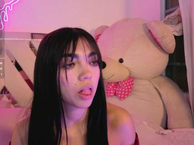 VALENBLOOM-TAY1 live cam on BongaCams