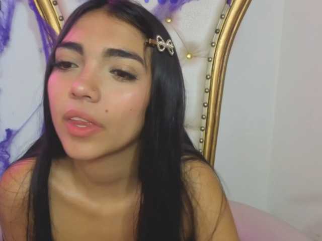 VALENBLOOM-TAY1 live cam on BongaCams