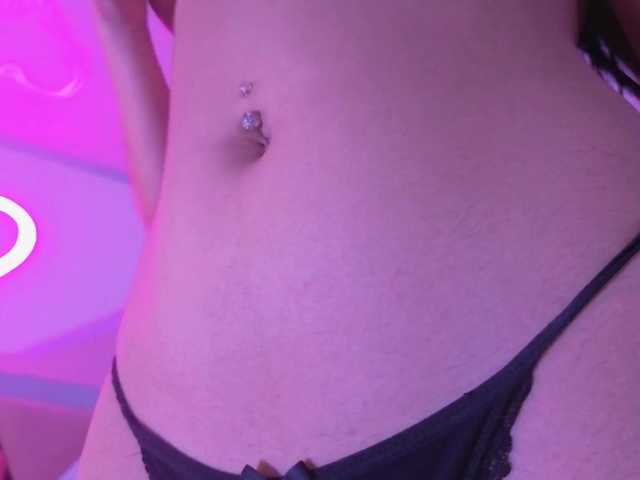 VALENBLOOM-TAY1 live cam on BongaCams