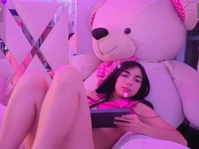 VALENBLOOM-TAY1 live cam on BongaCams