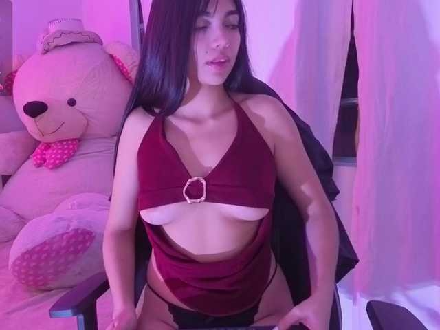 VALENBLOOM-TAY1 live cam on BongaCams