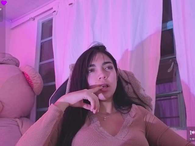 VALENBLOOM-TAY1 live cam on BongaCams
