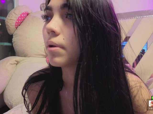 VALENBLOOM-TAY1 live cam on BongaCams