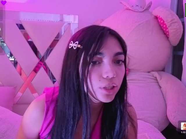 VALENBLOOM-TAY1 live cam on BongaCams