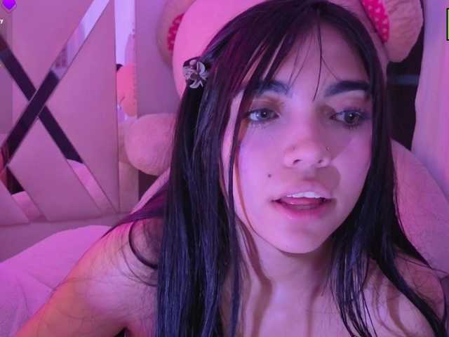 VALENBLOOM-TAY1 live cam on BongaCams