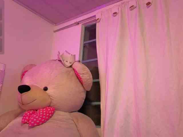 VALENBLOOM-TAY1