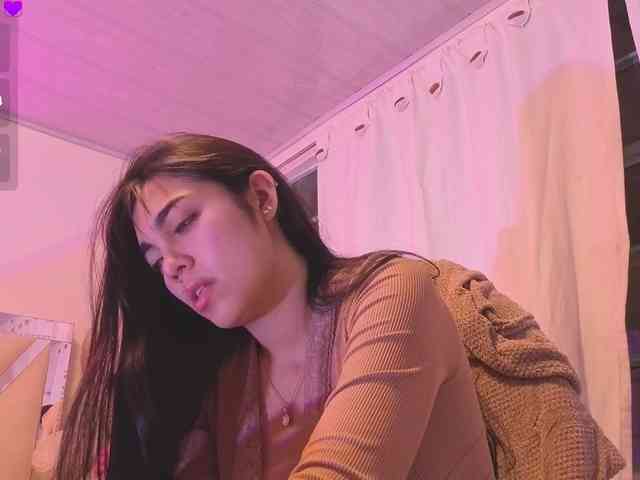VALENBLOOM-TAY1 Live Webcam on BongaCams