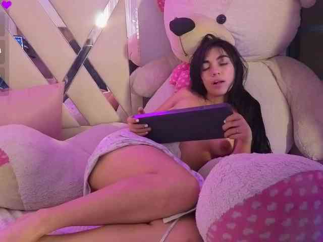VALENBLOOM-TAY1