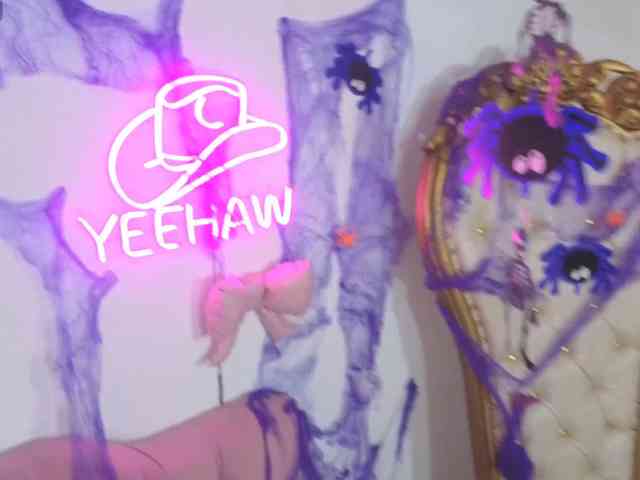 VALENBLOOM-TAY1