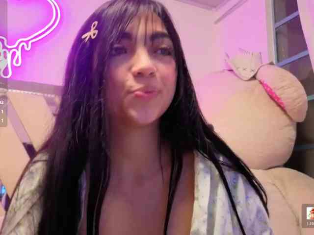 VALENBLOOM-TAY1's webcam live show