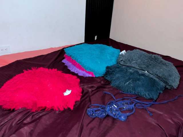 Whit-limitss69 live cam on BongaCams