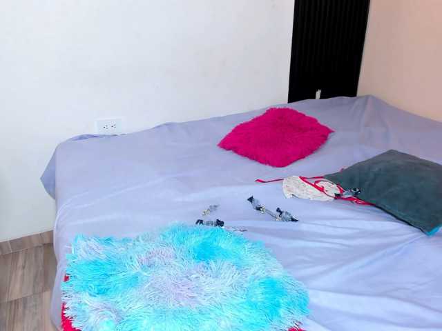 Whit-limitss69 live cam on BongaCams