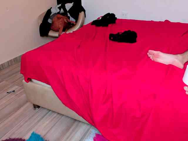Whit-limitss69 live couple cam on bongacams