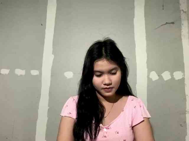 GeneviveMondell webcam