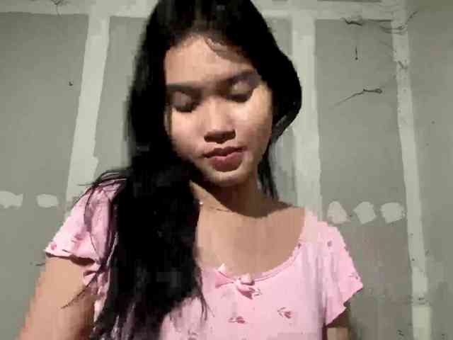 GeneviveMondell webcam