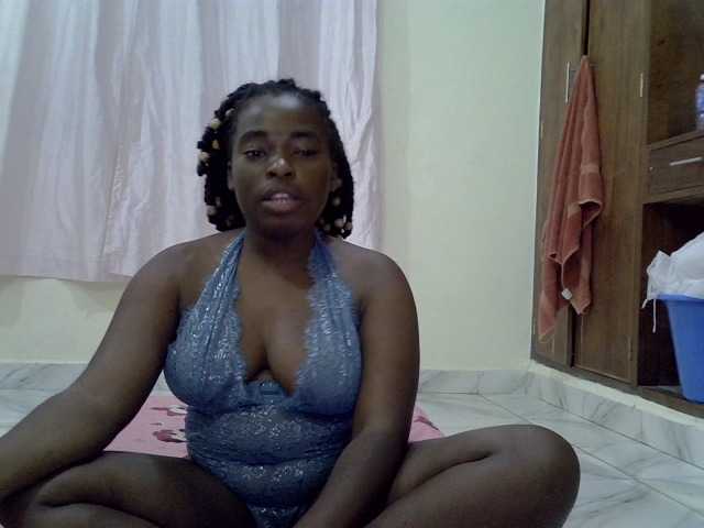 ImaniLuxe live cam on BongaCams
