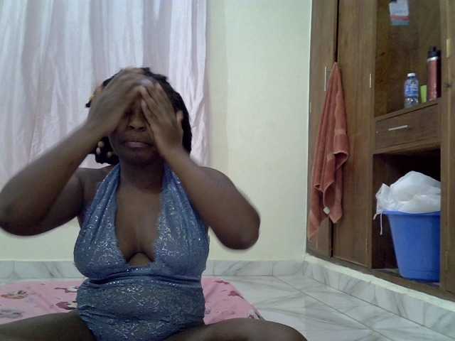 ImaniLuxe live cam on BongaCams