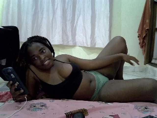 ImaniLuxe live cam on BongaCams