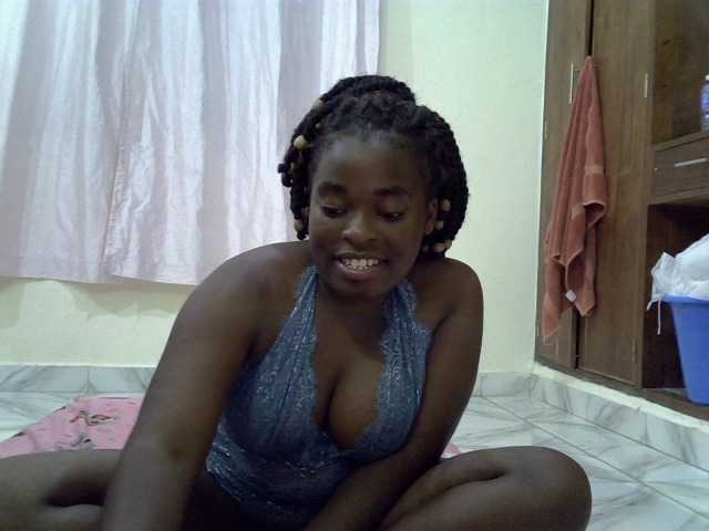 ImaniLuxe live cam on BongaCams
