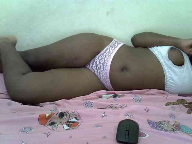 ImaniLuxe webcam