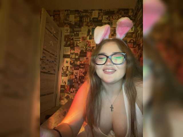 BunnyLana live cam preview