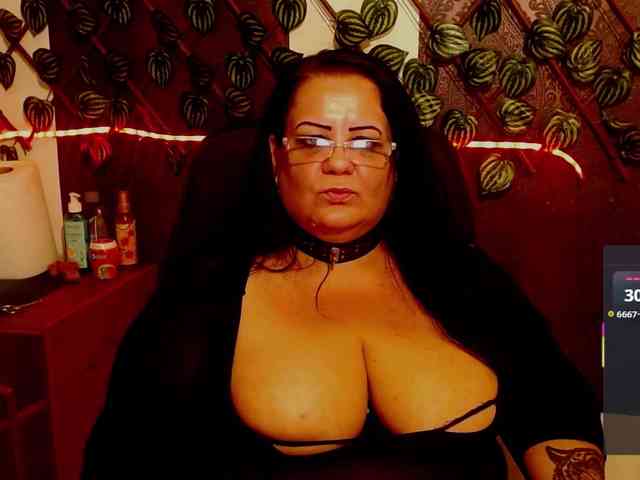 nastymilf44