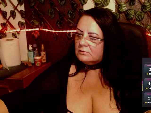 nastymilf44