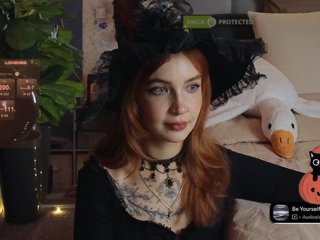 LisLy Porn Show