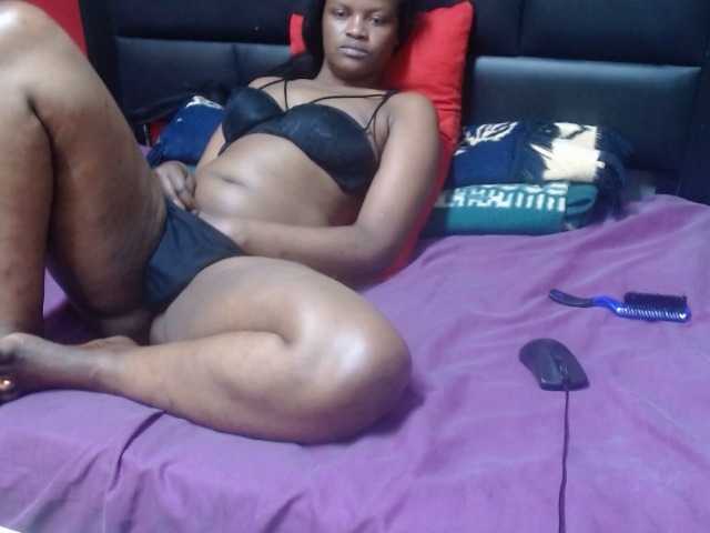 Africancurves22