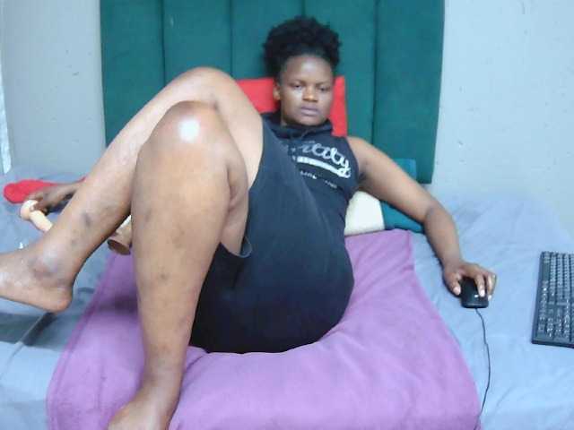 Africancurves22