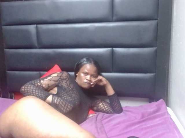 Africancurves22