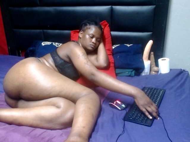 Africancurves22, en directo ahora en BongaCams