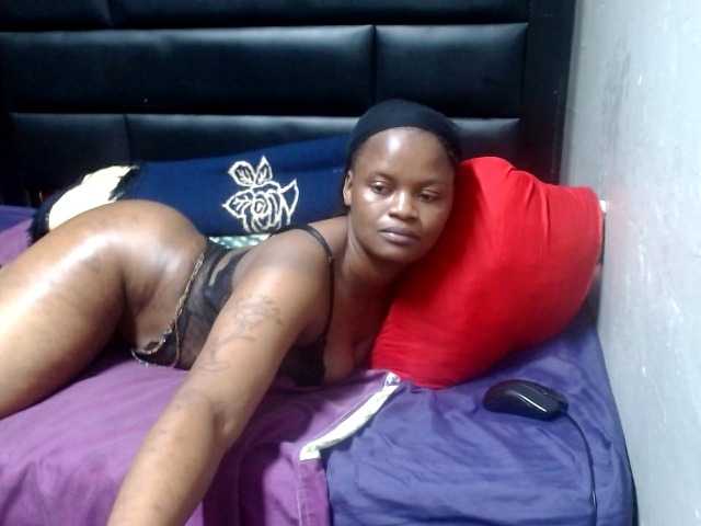 Africancurves22