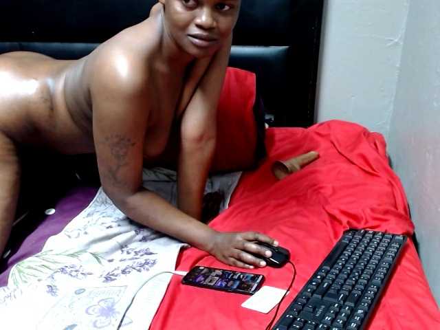 Africancurves22